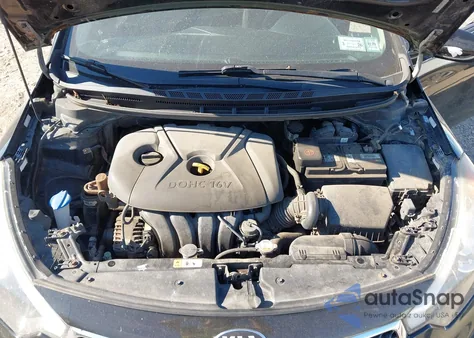 2016 Kia Forte Lx z USA, uszkodzony, nr VIN KNAFK4A67G5615539